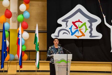 Prireditev – Pozdravljena OSNOVNA ŠOLA ZAGRADEC 65